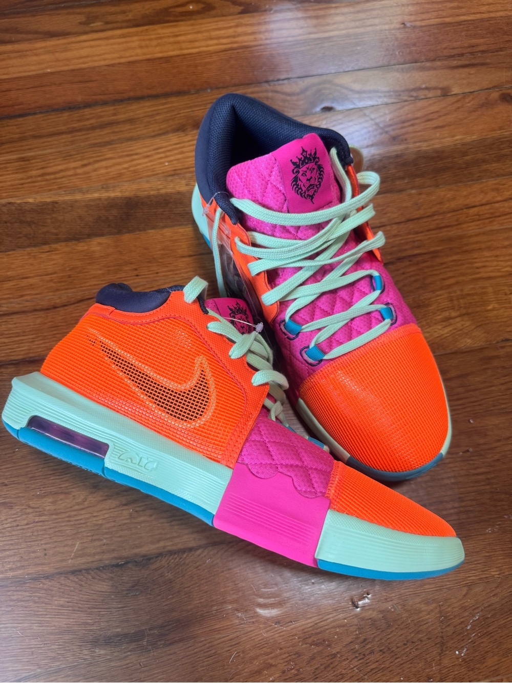 Nike LeBron Witness VIII